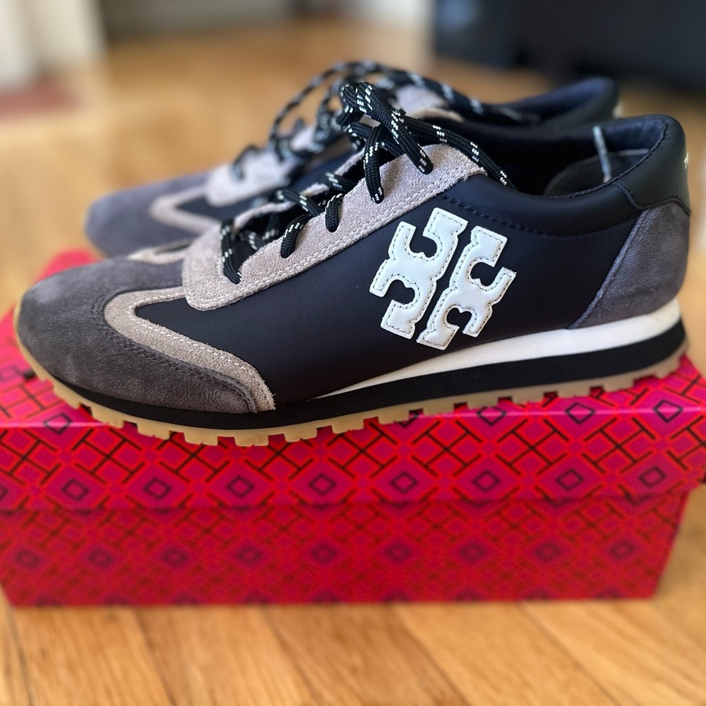 Tory Burch Sneakers 9.5